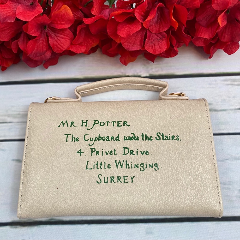 Harry Potter Hogwarts Acceptance Letter Handbag Crossbody - Picture 10 of 16